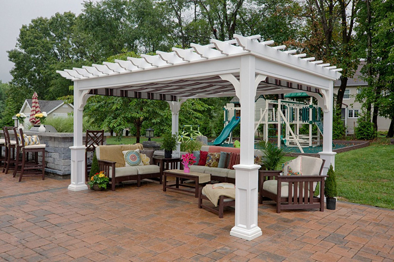 10’x14′ Traditional White Vinyl Amish Pergola With Superior Posts and White, Brown EZ Shade System