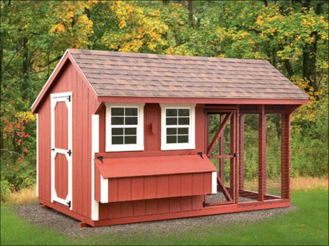 COMBINATION 8’ x 12’ QUAKER COOP The Combination series boasts a hen house with an attached chicken run to allow the chickens a safe place to scratch.