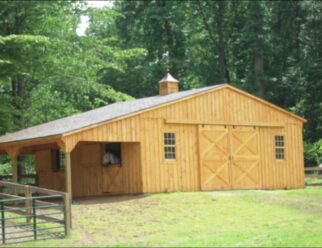 Modular – Trailside 24 x 32 Trailside Center Aisle Horse Barn