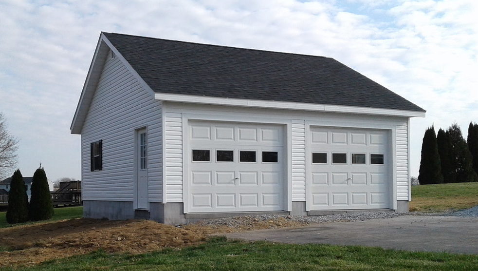 2-car detached garage with driveway