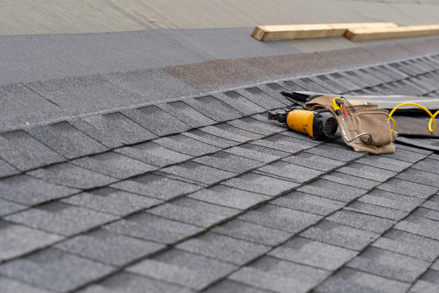 Featured image for High-Quality Details: Benefits of Architectural Shingles vs 3-Tab Shingles