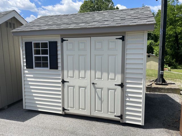 8x10-Vinyl-Cape in stock shed